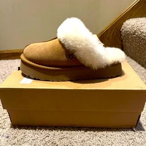Brand New Disquette UGG Slippers